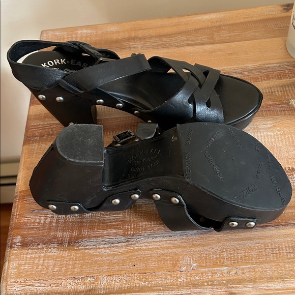 Kork-Ease Platform Sandals. - Picture 3 of 4